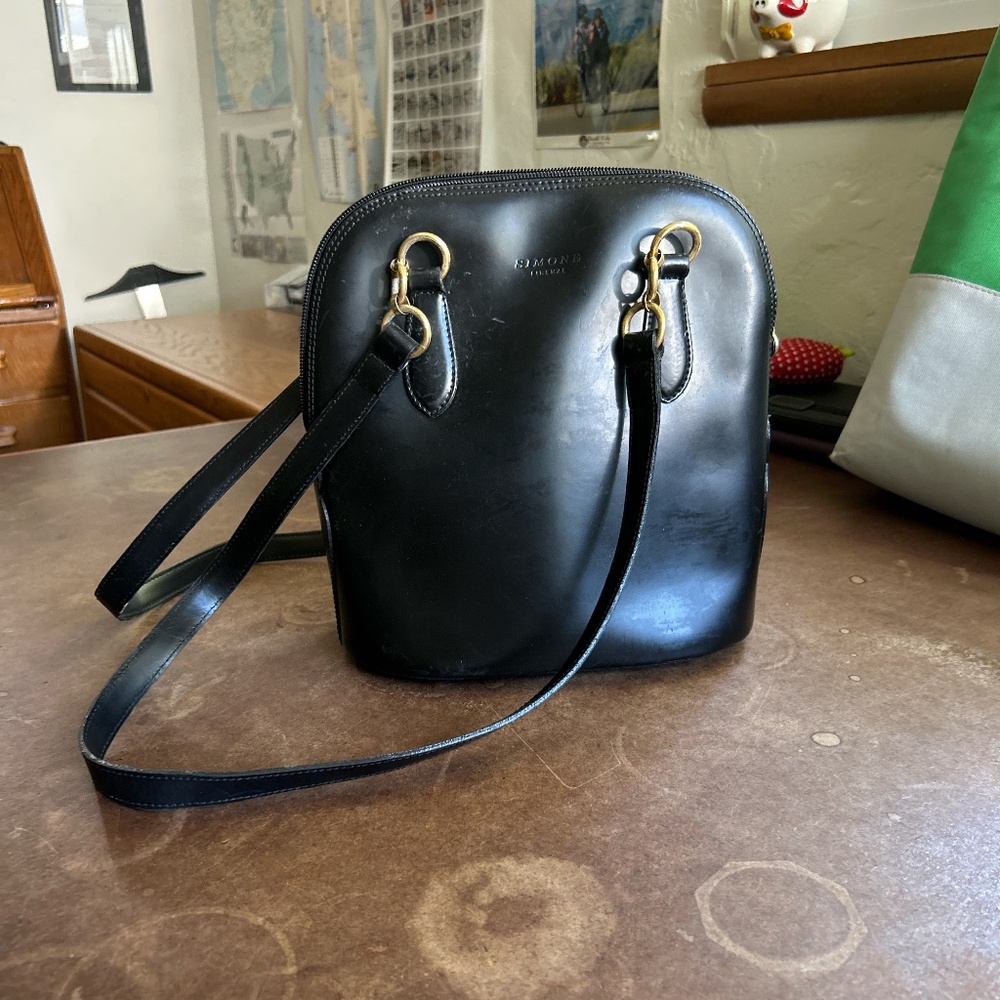 Simone Firenze black genuine leather shoulder bag